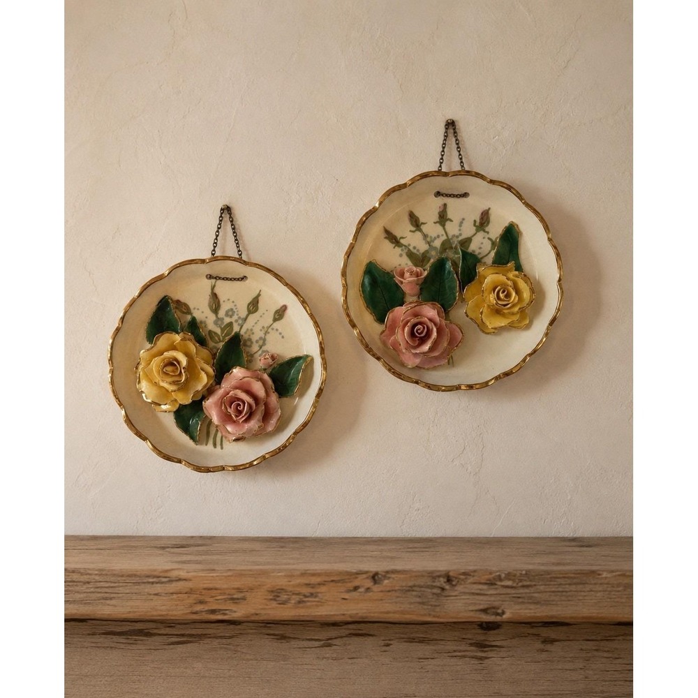 VTG Pair Of Capodimonte-Style Italian Wall Plaque 3-D Painted Roses From Chain